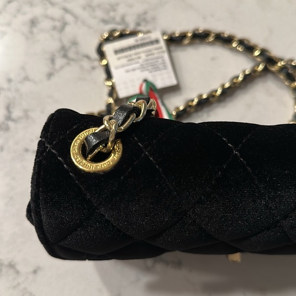 Sara Burglar Black Quilted Chain Strap Purse👜 - Picture 11 of 12